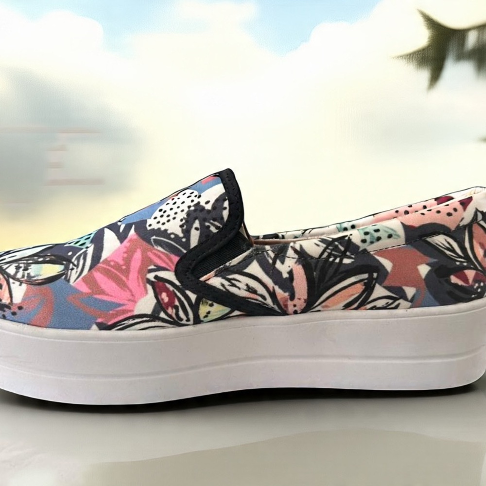 Floral Print Women's Slip-On Sneakers🌟Size 9 - Picture 3 of 8